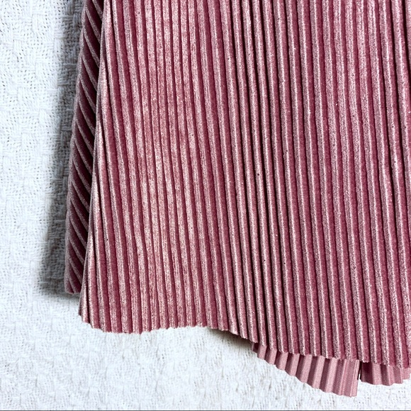 **SOLD** Velvet Tank Top - Picture 3 of 8